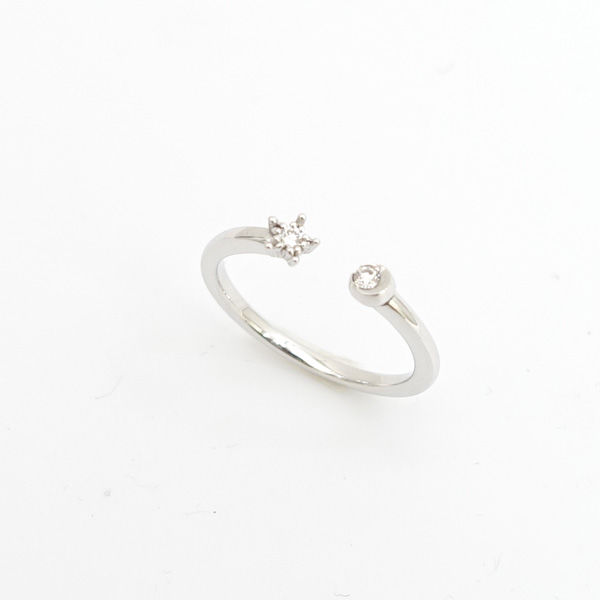 ・メーカー ：Star Jewelry / スタージュエリー ・サイズ ：号数:11，トップサイズ （約ｃｍ）:0.4，幅 （約ｃｍ）:0.2，総重量 （ｇ）:2.1， ・色(柄)の系統：シルバー ・