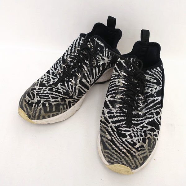 ・メーカー ：NIKE / ナイキ ・製品型番 ：818061-001 ・サイズ ：表記サイズ:24.5，アウトソール （約ｃｍ）:27，甲の横幅 （約ｃｍ）:10，ヒール/ソールの高さ （約ｃｍ）: