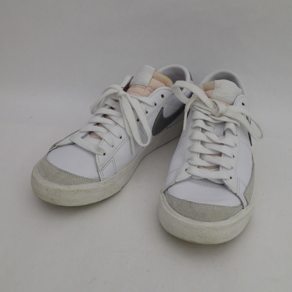 ・メーカー ：NIKE / ナイキ ・サイズ ：表記サイズ:6.5(23.5cm)，アウトソール （約ｃｍ）:25.5，甲の横幅 （約ｃｍ）:9，ヒール/ソールの高さ （約ｃｍ）:2.5，全高 （約ｃ
