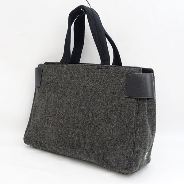 ・メーカー ：PRADA / プラダ ・製品型番 ：B8514 ・製造番号 ：66 ・サイズ ：横幅（W) （約ｃｍ）:34，高さ（H) （約ｃｍ）:24，奥行（D) （約ｃｍ）:10，持ち手 （約ｃ